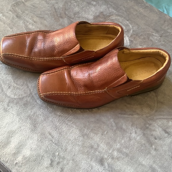 Florsheim Shoes - Picture 4 of 4